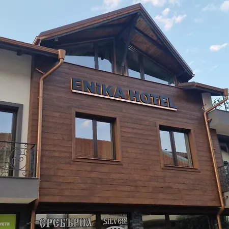 Отель Enika *